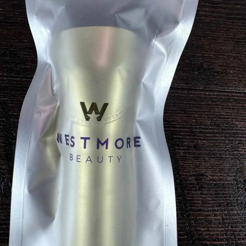 Westmore Beauty Foundation Brush Women OS Gold NWT Blend & Blur Makeup Tool